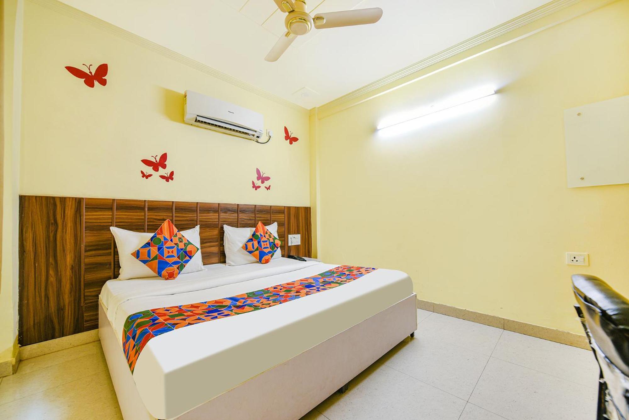Fabhotel Ishtara Auberge - Nr Yashobhoomi Convention Centre 뉴델리 외부 사진