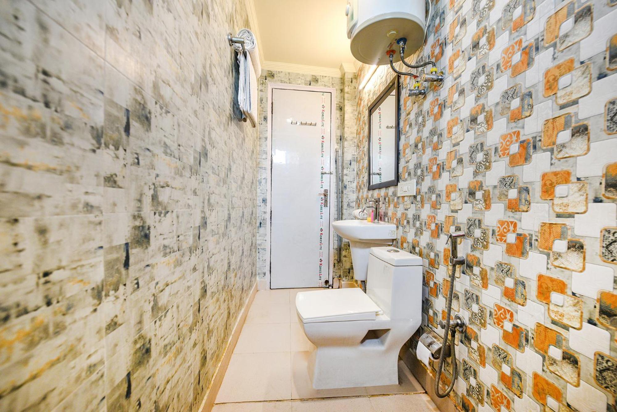 Fabhotel Ishtara Auberge - Nr Yashobhoomi Convention Centre 뉴델리 외부 사진